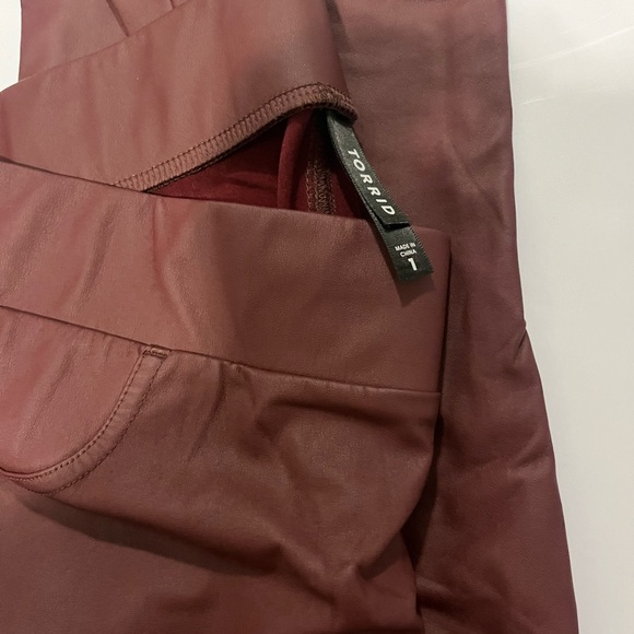 Torrid faux leather deep red leggings - Picture 4 of 5